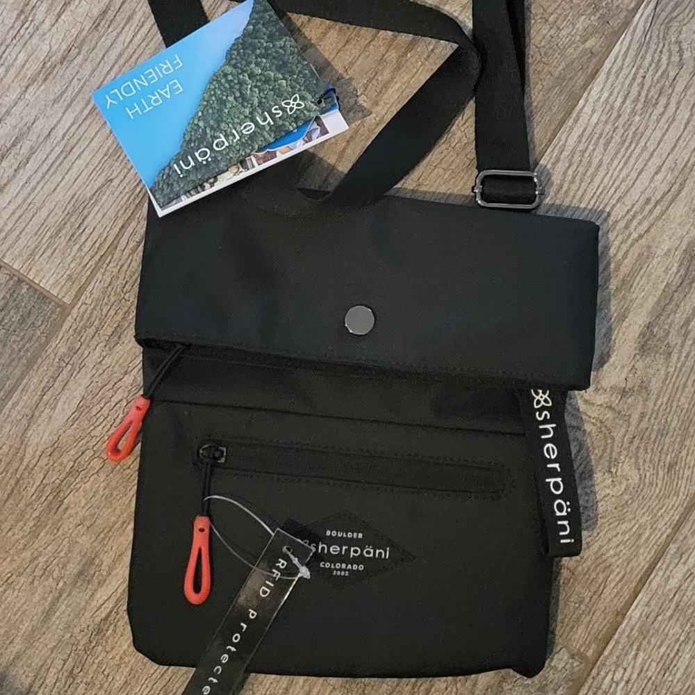 Sherpani Pica Crossbody Bag Purse RFID Protection Nylon Travel Outdoor Raven